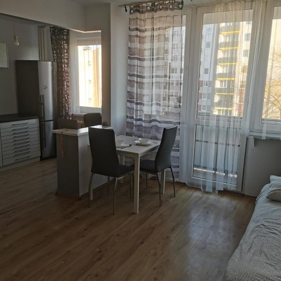 Ferienwohnung Kawalerka Z Balkonem 27 Częstochowa Exterior foto