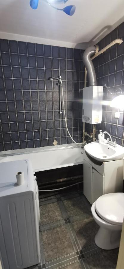 Ferienwohnung Kawalerka Z Balkonem 27 Częstochowa Exterior foto