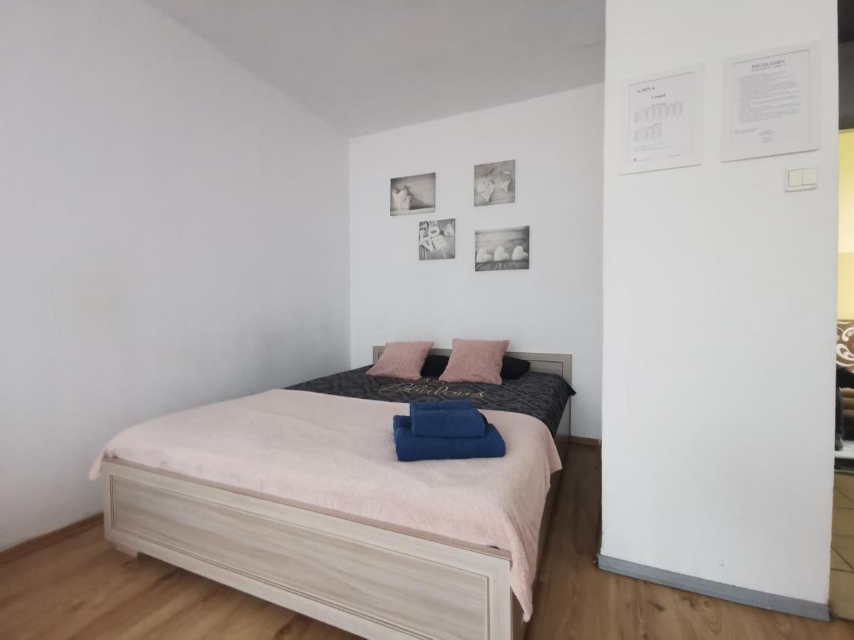 Ferienwohnung Kawalerka Z Balkonem 27 Częstochowa Exterior foto